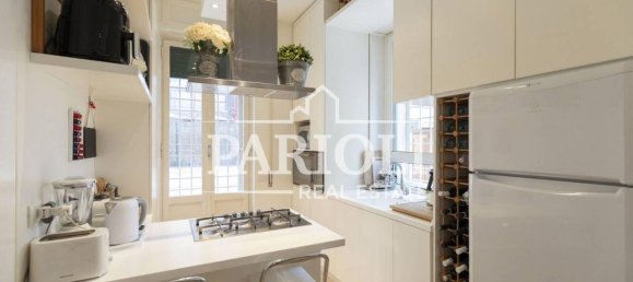 3 rooms Apartment in Rome, Italy No. 21569 6