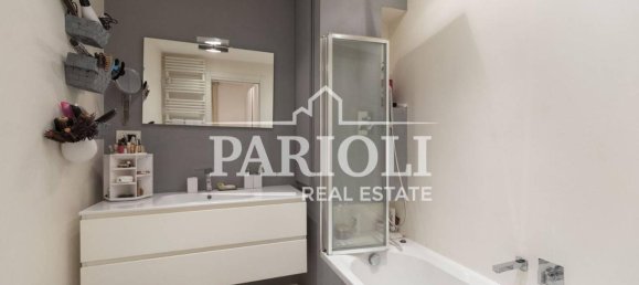 3 rooms Apartment in Rome, Italy No. 21569 16