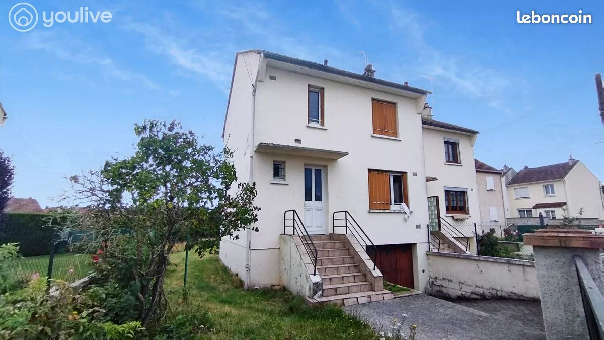 Дом с 3 спальнями в Суассон, Франция № 283724