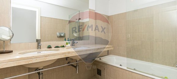 5 bedrooms Apartment in Lisbon, Portugal No. 75388 19