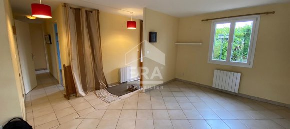 4 bedrooms House in Blois, France No. 235958 2