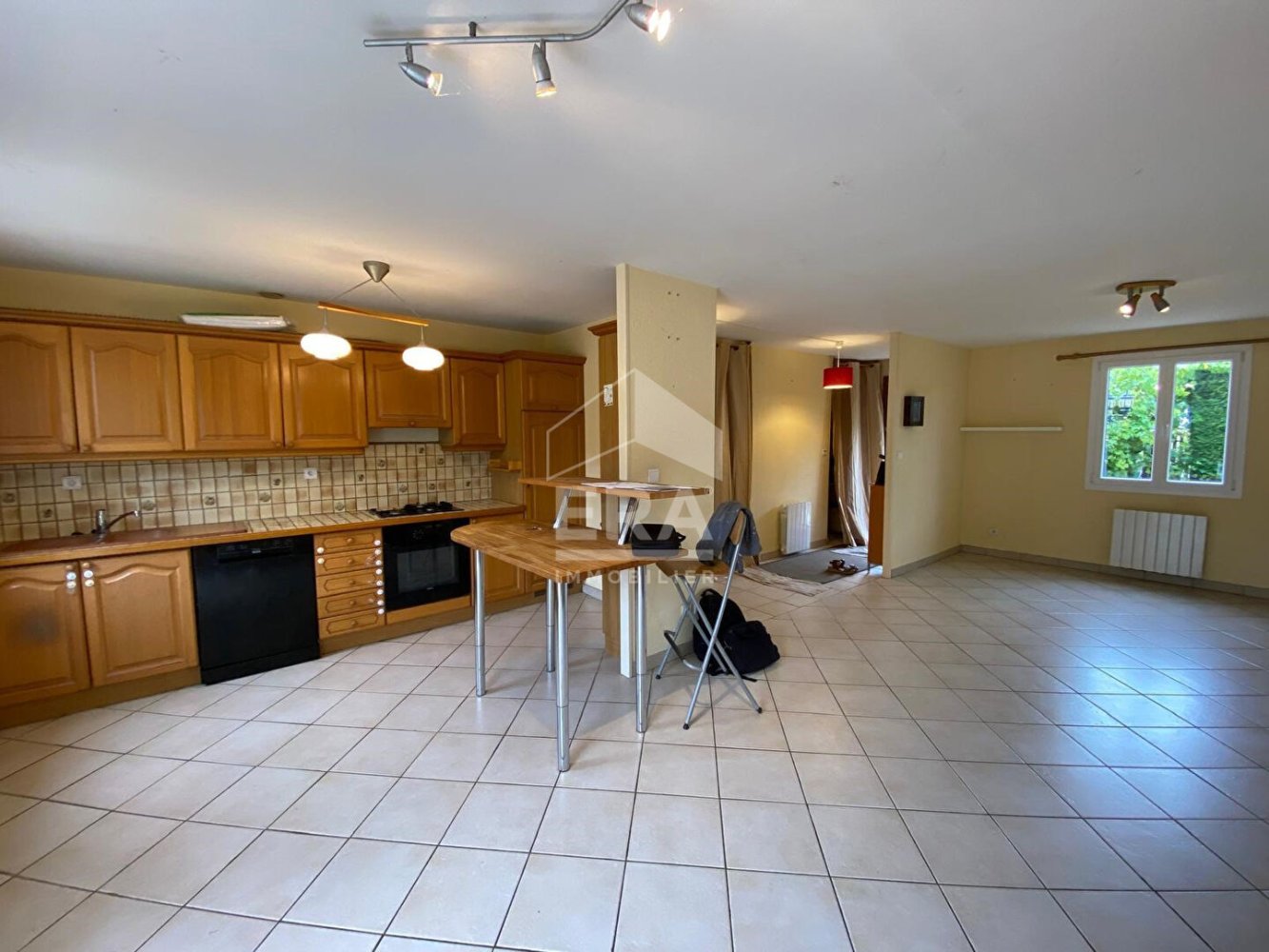 4 bedrooms House in Blois, France No. 235958