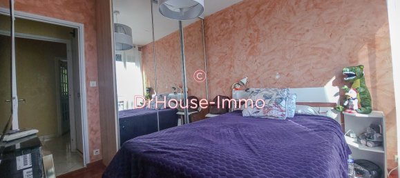 3 bedrooms Apartment in Fontenay-le-Fleury, France No. 176910 12