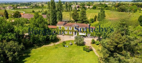 9 bedrooms Castles in Bordeaux, France No. 297708 16