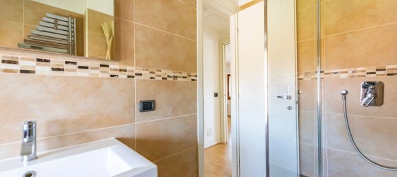 4غرفة شقة في Arese, Italy رقم 267569 22