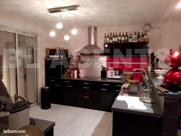 3 bedrooms House in Saint-Mars-la-Briere, France No. 315203