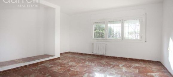 5 Schlafzimmer Stadthaus in Sant Vicenc De Montalt, Spain, Nr. 77607 22