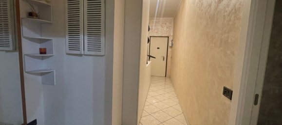 2-salle Appartement à Milan, Italy No. 246865 22