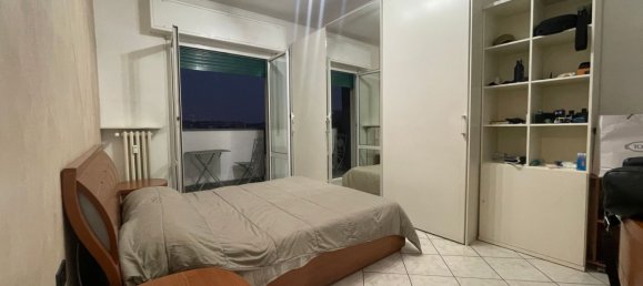 2-salle Appartement à Milan, Italy No. 246865 11