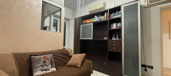 2-salle Appartement à Milan, Italy No. 246865 32