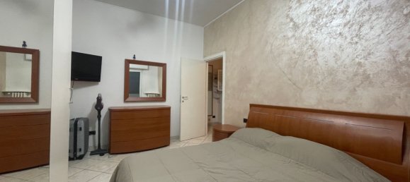2-salle Appartement à Milan, Italy No. 246865 17