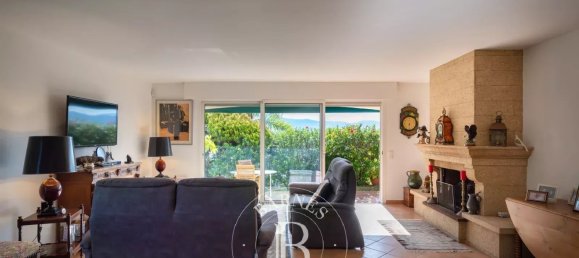 3 bedrooms Villa in Vico, France No. 40782 8