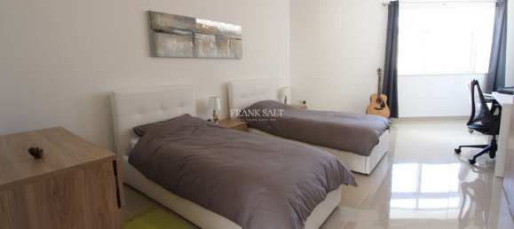3 Schlafzimmer Maisonette-Wohnung in Gharghur, Malta, Nr. 4318 12