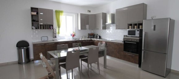 3 Schlafzimmer Maisonette-Wohnung in Gharghur, Malta, Nr. 4318 19