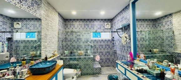 5 Schlafzimmer Doppelhaus in Pattaya, Thailand, Nr. 70258 8