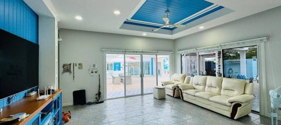 5 Schlafzimmer Doppelhaus in Pattaya, Thailand, Nr. 70258 5