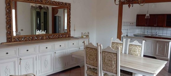 2 bedrooms Apartment in Poggibonsi, Italy No. 344397 2