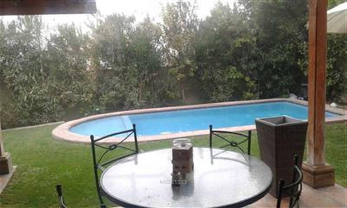 4 bedrooms House in Santiago, Chile No. 2804