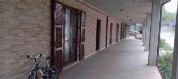 3 rooms Apartment in Montegranaro, Italy No. 98009 7