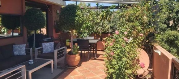 Apartamento de 3 dormitorios en Marbella, Spain No. 237220 22