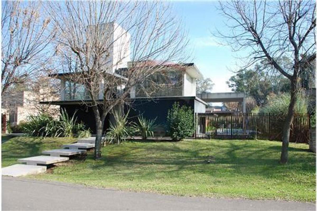 2 bedrooms House in Pilar, Argentina No. 57636