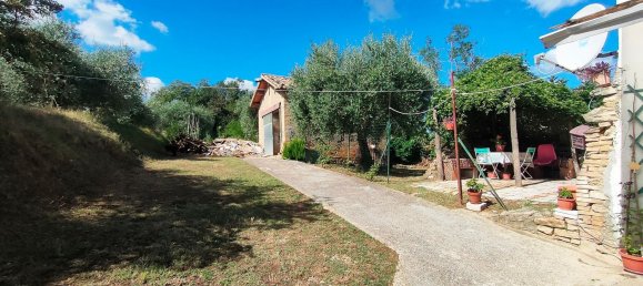 5 rooms House in Ari, Italy No. 308069 3