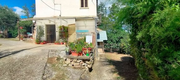 5 rooms House in Ari, Italy No. 308069 6
