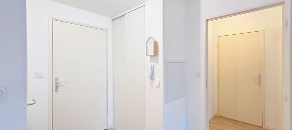 Apartamento de 2 dormitorios en Tours, France No. 253625 6