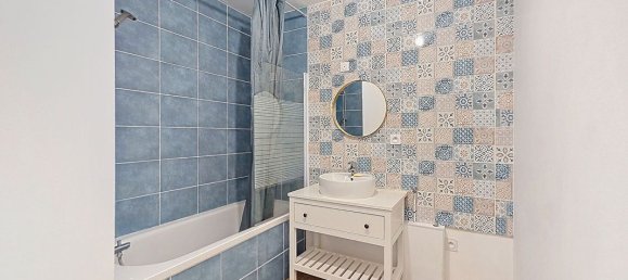 Apartamento de 2 dormitorios en Tours, France No. 253625 11