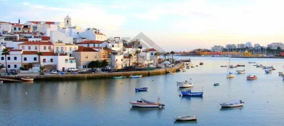 225m² Land in Lagoa, Portugal No. 60913 10