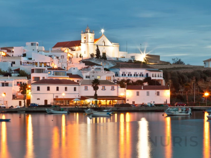 225m² Land in Lagoa, Portugal No. 60913