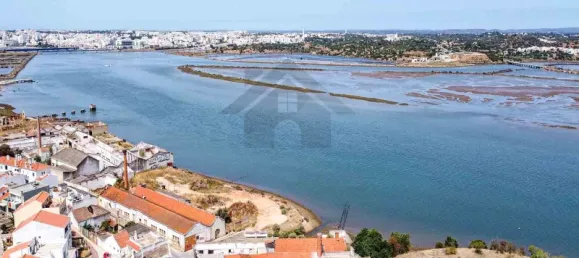 225m² Land in Lagoa, Portugal No. 60913 6