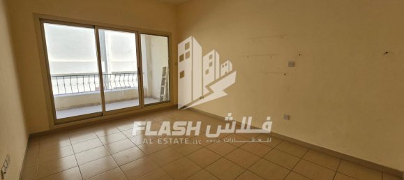 2 bedrooms Apartment in Al Hamra Village, UAE No. 33053 10