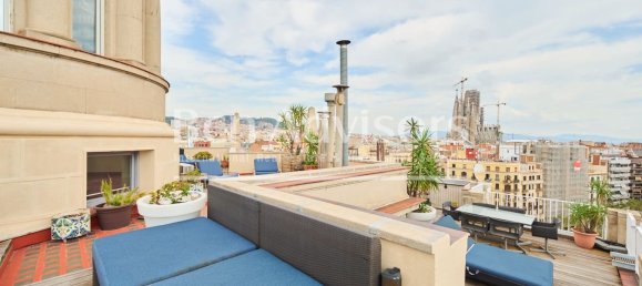 Ático de 5 dormitorios en Eixample, Spain No. 159362 3