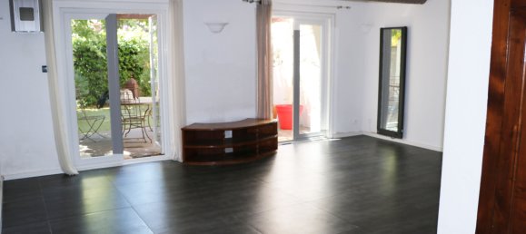 3 bedrooms Apartment in Toulon, France No. 350827 3