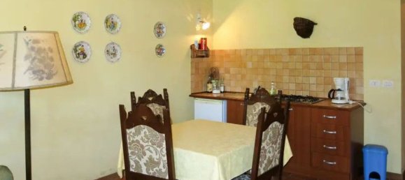 5 rooms House in Collecorvino, Italy No. 76225 26
