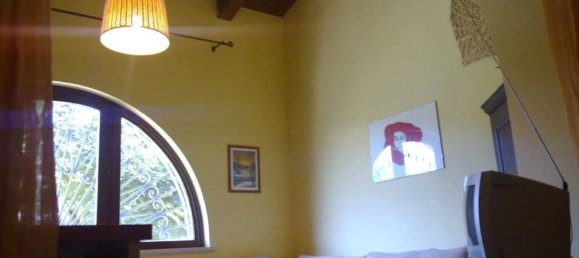 5 rooms House in Collecorvino, Italy No. 76225 23