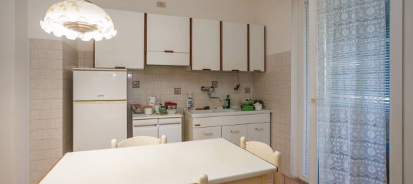 3 Schlafzimmer Wohnung in Cesena, Italy, Nr. 347761 4