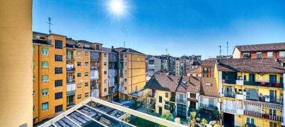 3 rooms Apartment in Turin, Italy No. 43559 21