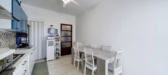 3 rooms Apartment in Turin, Italy No. 43559 9
