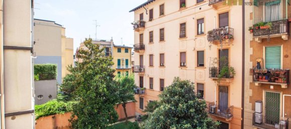 2 bedrooms Apartment in Milan, Italy No. 276221 35