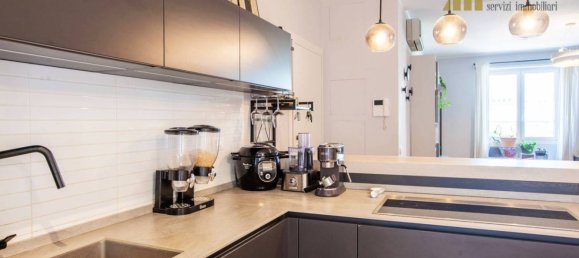 2 bedrooms Apartment in Milan, Italy No. 276221 11