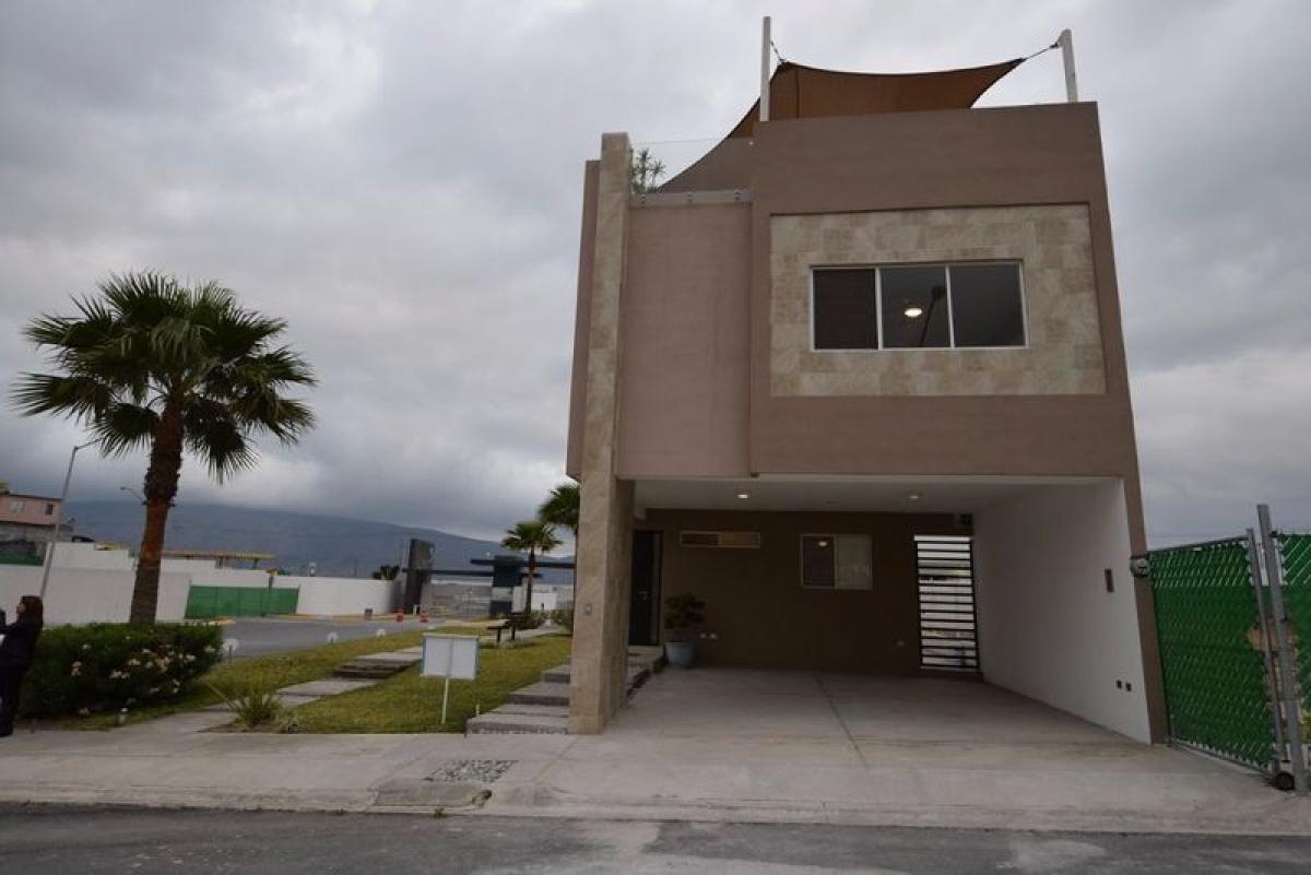 3 bedrooms House in Nuevo Leon, Mexico No. 181496