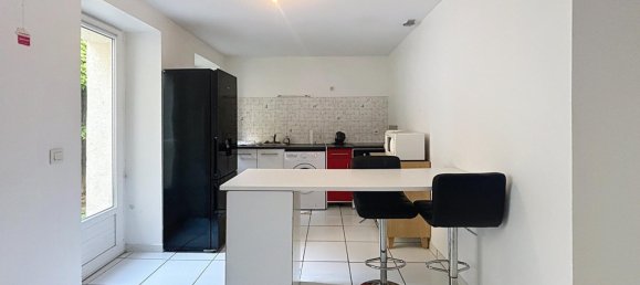 2 bedrooms House in Bonny-sur-Loire, France No. 253259 3