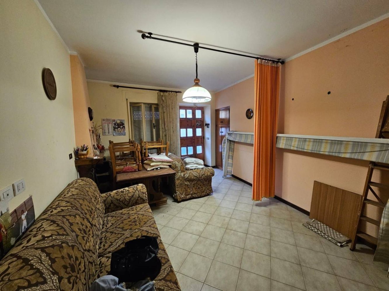 Casa de 3 dormitorios en Mercatino Conca, Italy No. 174422