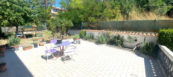 3 bedrooms House in L'Aquila, Italy No. 271827 11