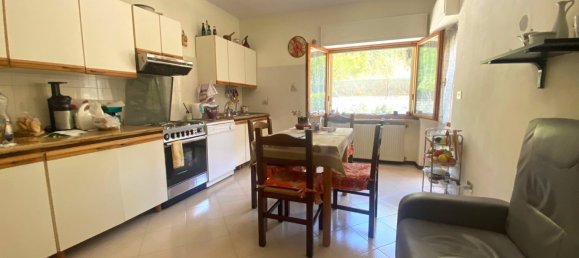 3 bedrooms House in L'Aquila, Italy No. 271827 10