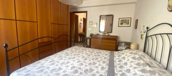 3 bedrooms House in L'Aquila, Italy No. 271827 24