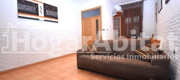 3 bedrooms House in Almassora, Spain No. 129987 2