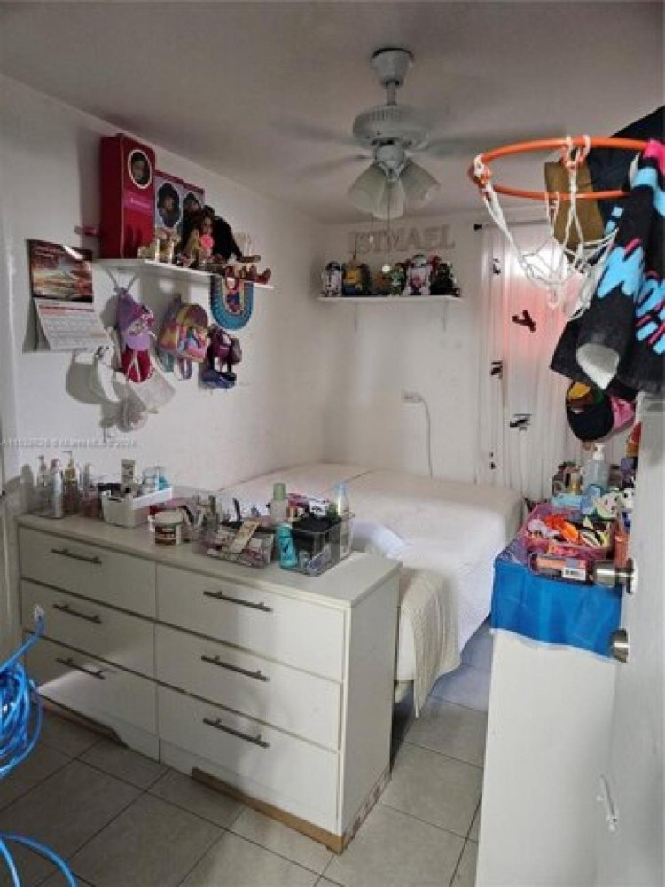 3 bedrooms House in Miami, USA No. 292228